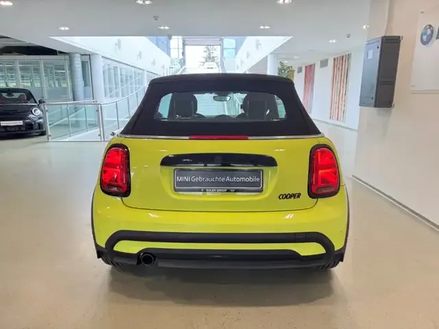 MINI Cooper Cabrio