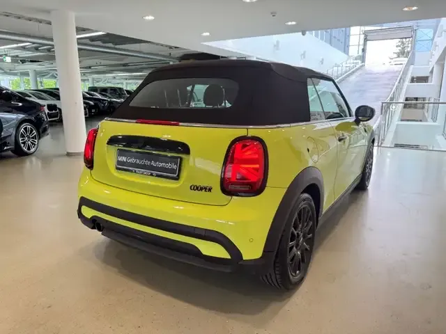MINI Cooper Cabrio