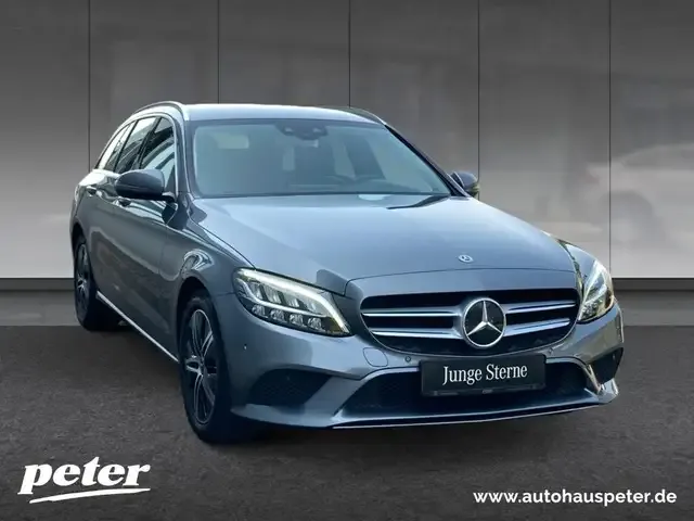 Mercedes-Benz C 180