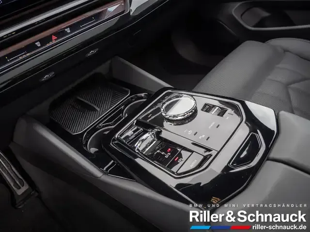 BMW 550