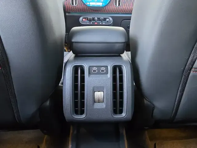 MINI John Cooper Works Countryman