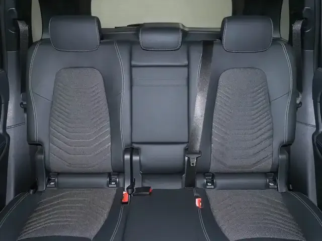 Mercedes-Benz EQB 300