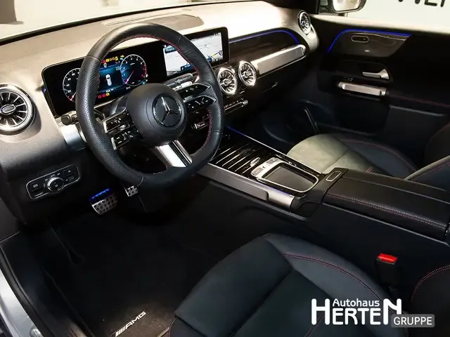 Mercedes-Benz GLB 220