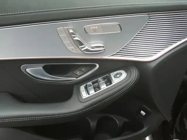 Mercedes-Benz EQC 400