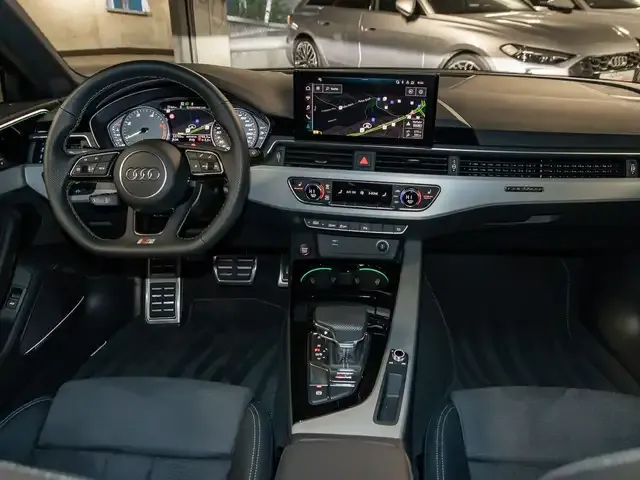 Audi S4