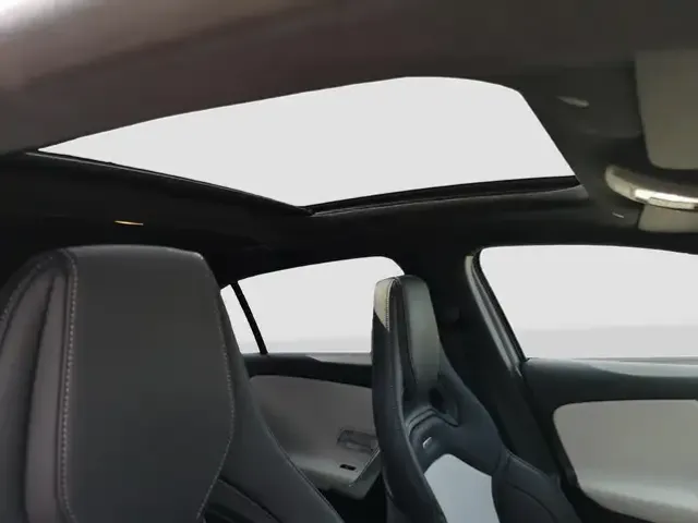 Mercedes-Benz A 35 AMG