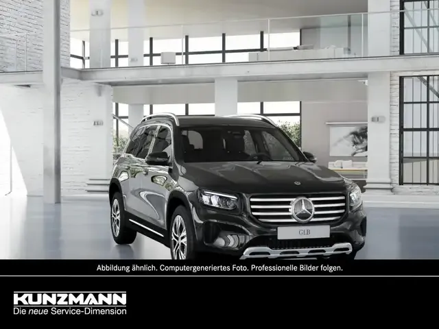 Mercedes-Benz GLB 220