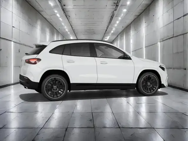 Mercedes-Benz GLA 220