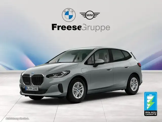 BMW 225