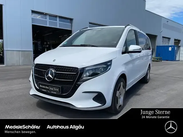 Mercedes-Benz V 250