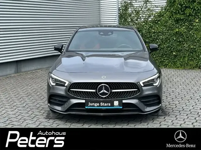 Mercedes-Benz CLA 250
