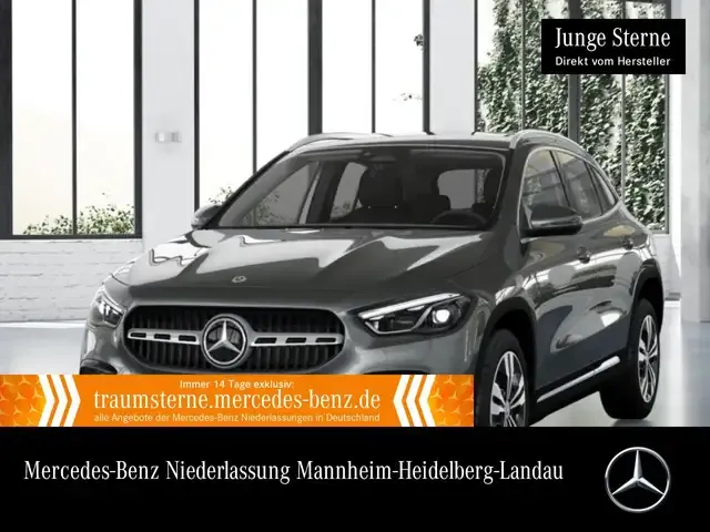 Mercedes-Benz GLA 200