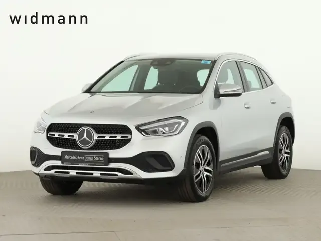 Mercedes-Benz GLA 250