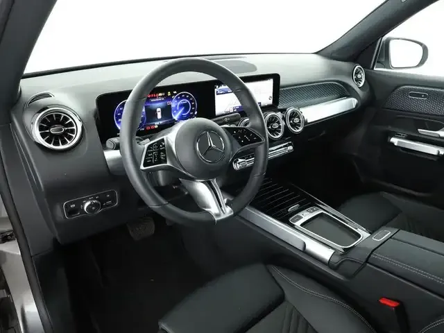 Mercedes-Benz EQB 350