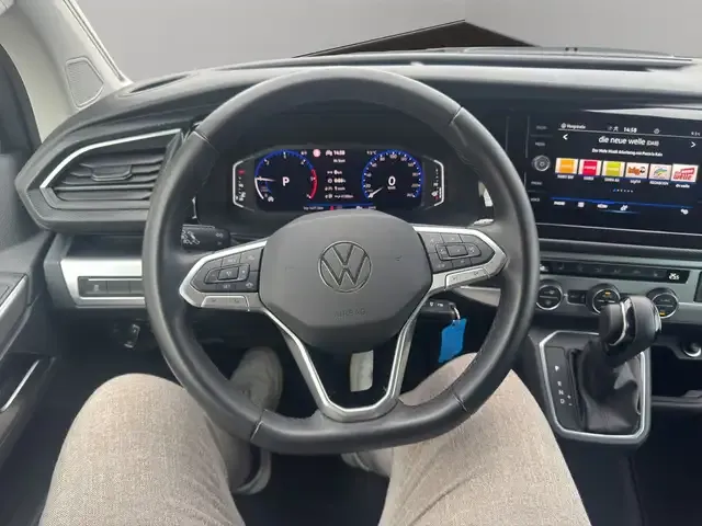 Volkswagen T6 California