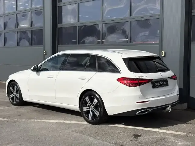 Mercedes-Benz C 220