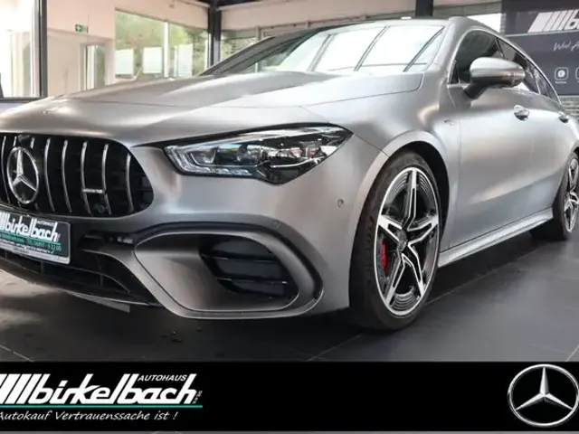 Mercedes-Benz CLA 45 AMG