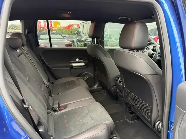 Mercedes-Benz GLB 200