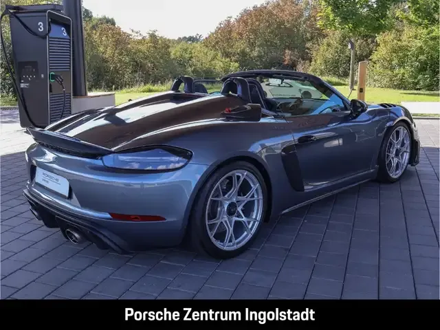 Porsche 718 Spyder