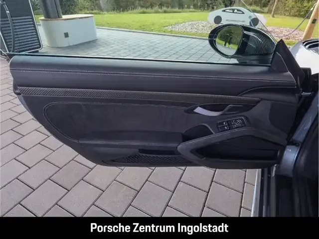 Porsche 718 Spyder
