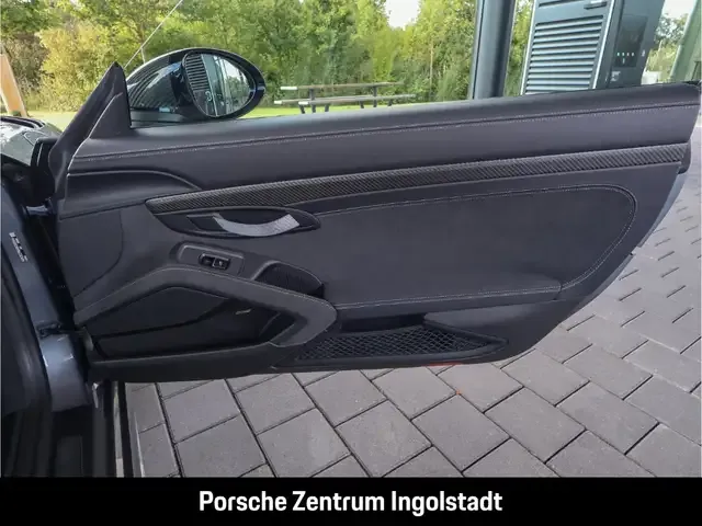 Porsche 718 Spyder