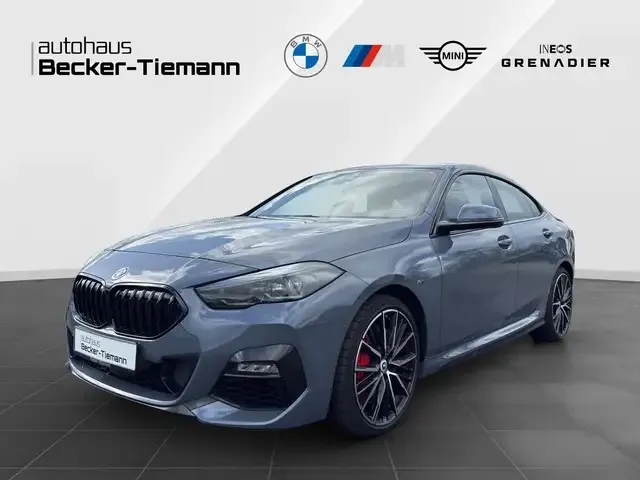 BMW 220