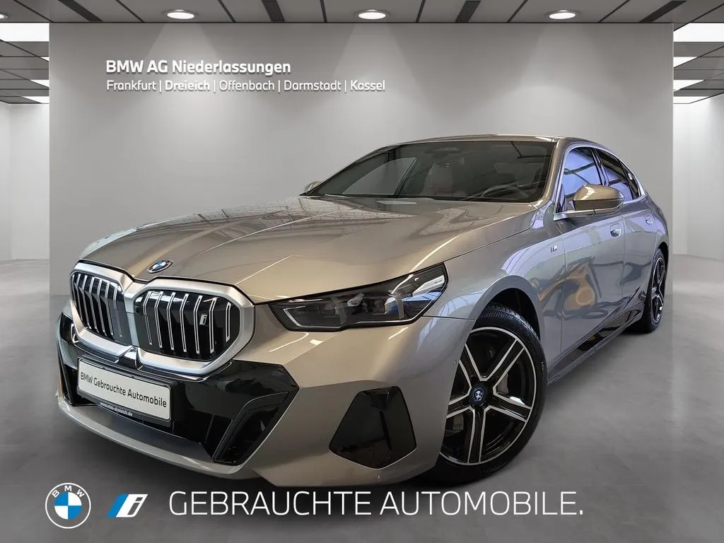 BMW i5