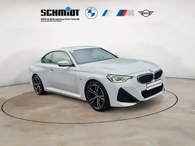 BMW 220