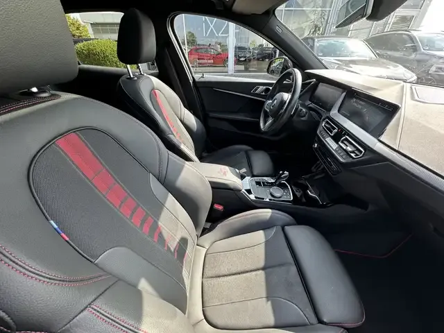 BMW 128