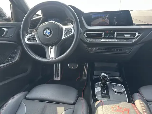 BMW 128