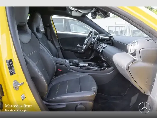 Mercedes-Benz A 45 AMG