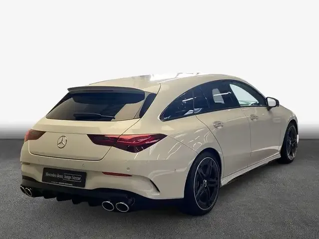 Mercedes-Benz CLA 35 AMG