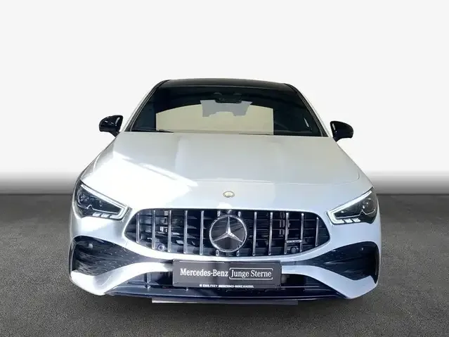 Mercedes-Benz CLA 35 AMG