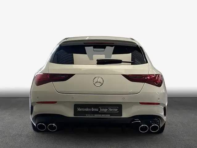 Mercedes-Benz CLA 35 AMG