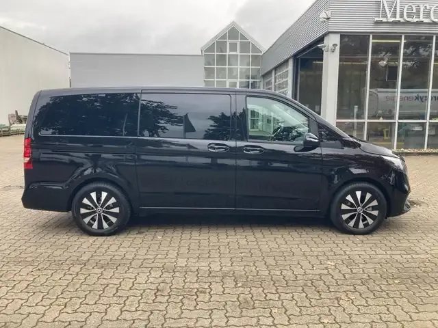 Mercedes-Benz EQV 300