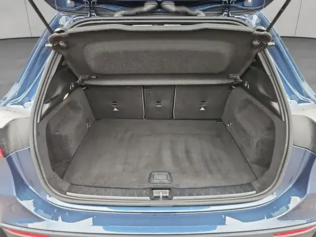 Mercedes-Benz GLA 220