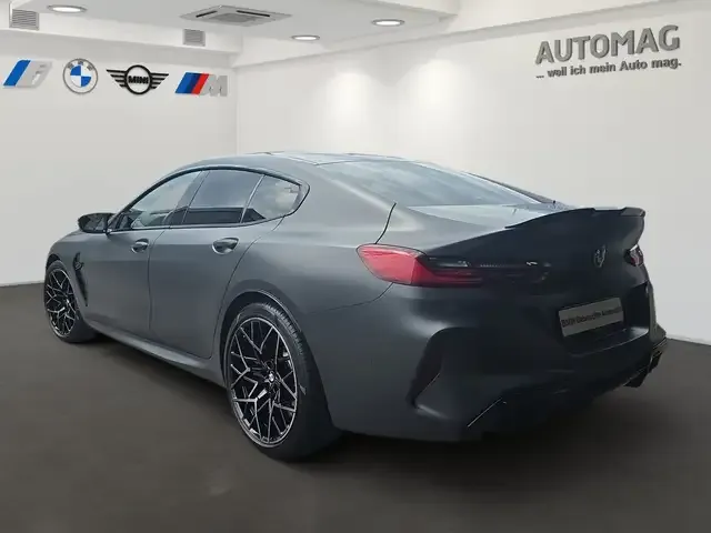 BMW M8