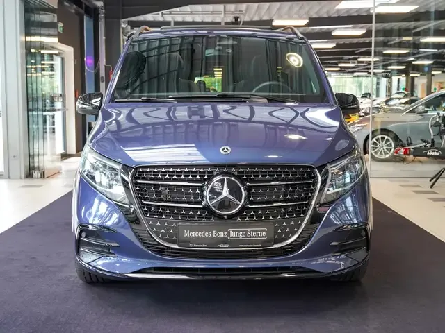 Mercedes-Benz V 250