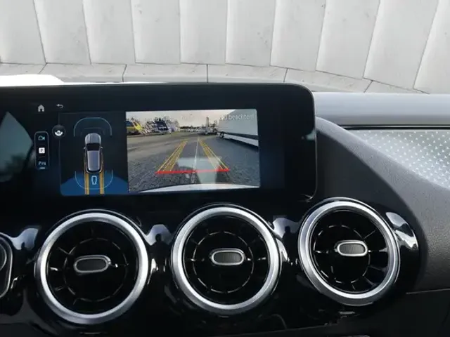 Mercedes-Benz GLA 180