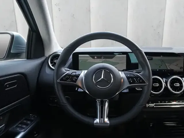 Mercedes-Benz GLA 180