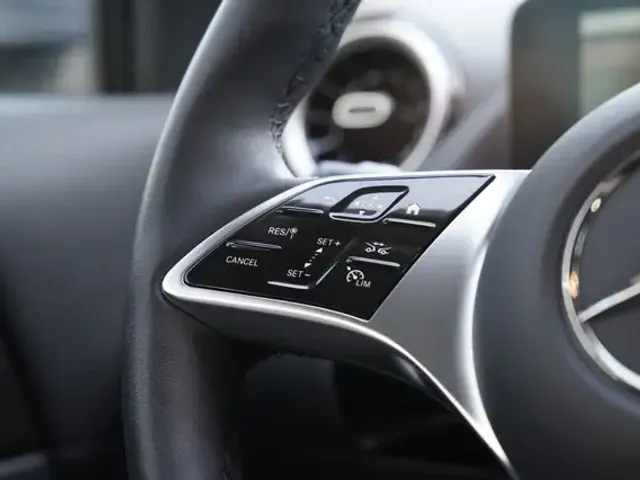 Mercedes-Benz GLA 180