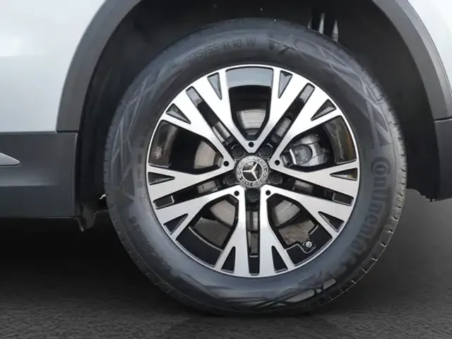 Mercedes-Benz GLA 180