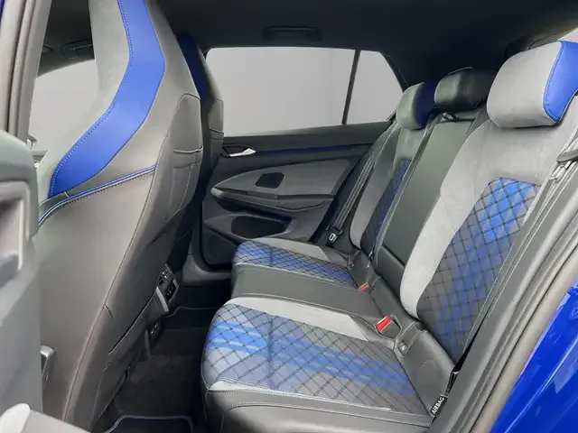 Volkswagen Golf R