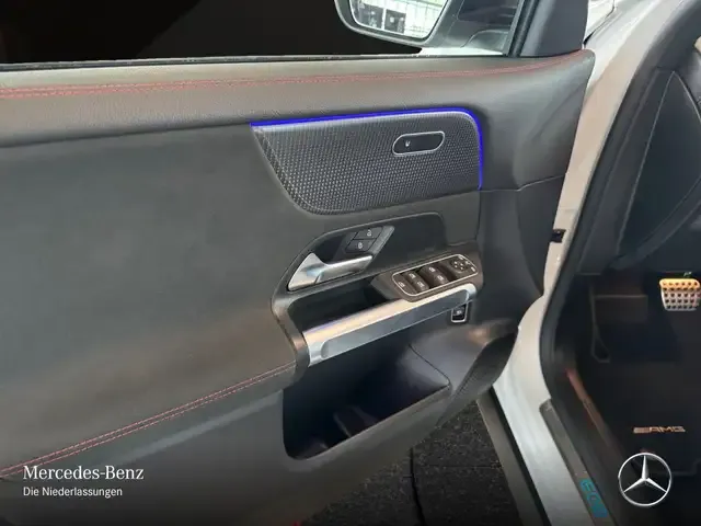 Mercedes-Benz EQB 250