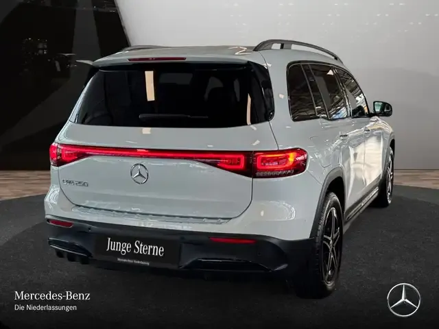 Mercedes-Benz EQB 250
