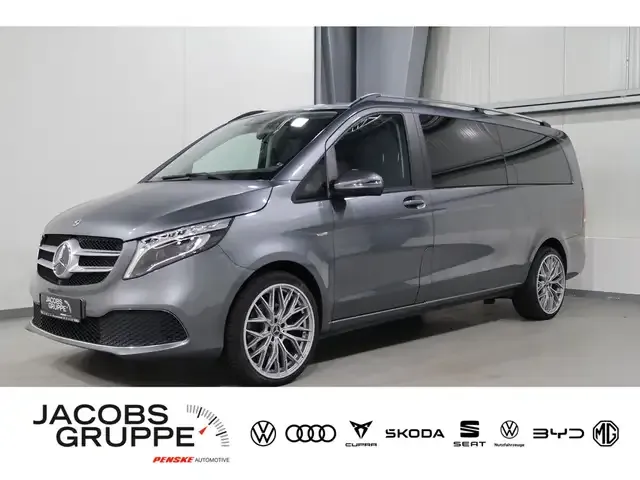 Mercedes-Benz V 220