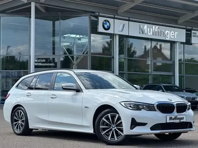 BMW 320