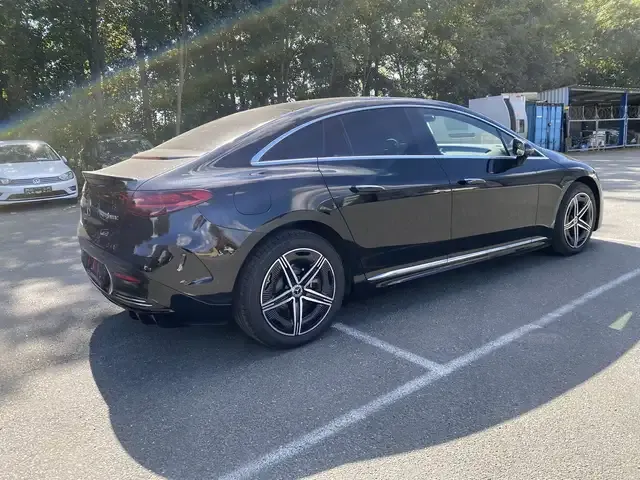 Mercedes-Benz EQE 350