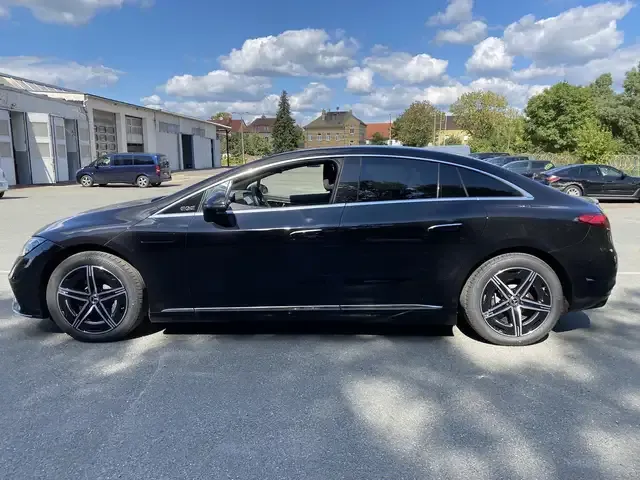 Mercedes-Benz EQE 350