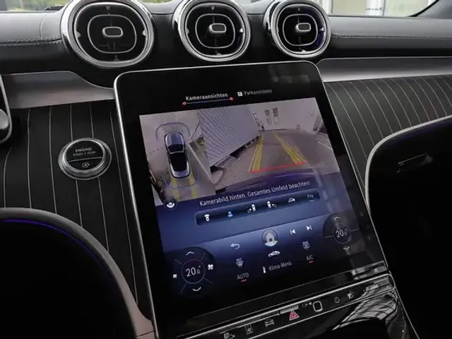 Mercedes-Benz CLE 300